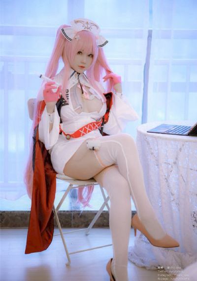白嫩美女一级高清毛片免费看_4K在线观看高清
