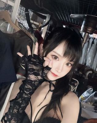 国产美女喂奶极品一区二区_4K完整视频观看